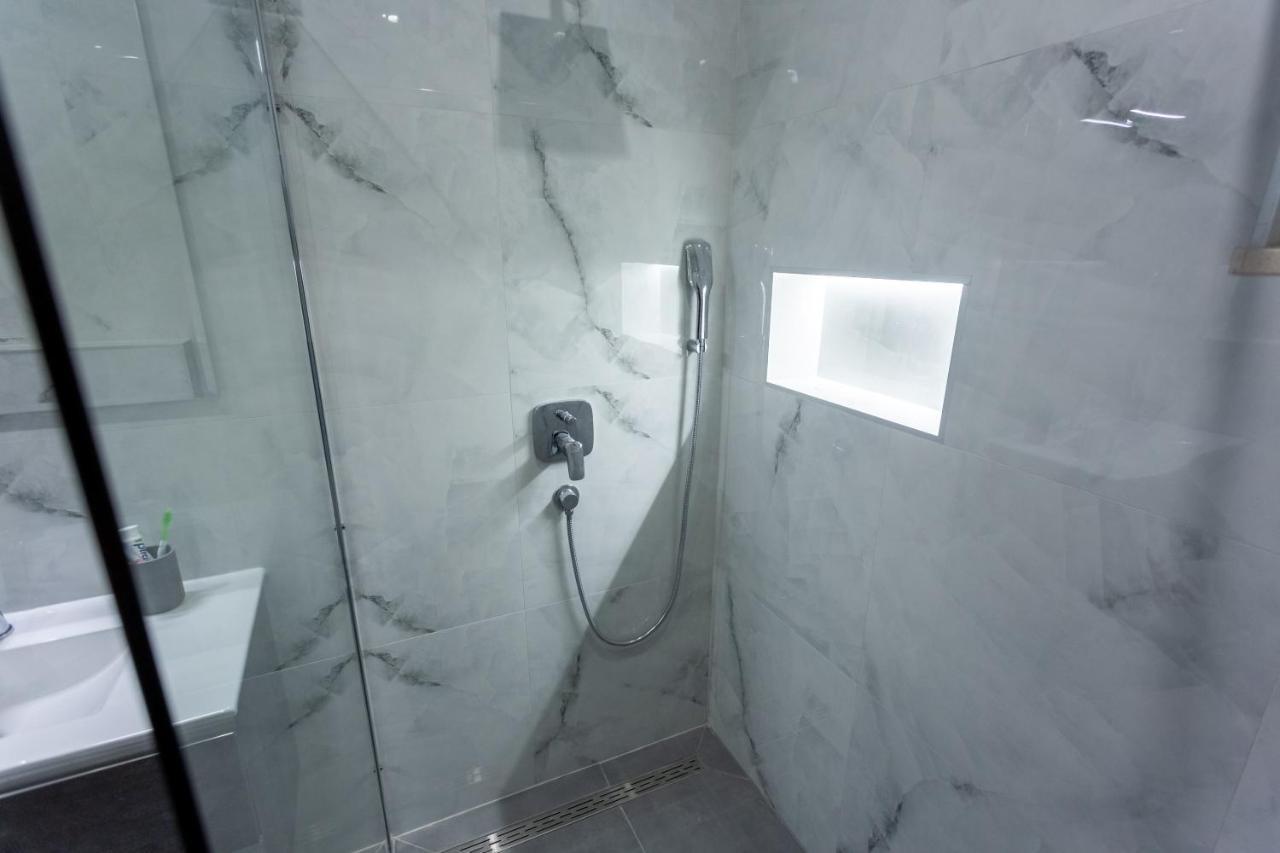 Secluded House - Guaranteed Privacy - Heated Pool Villa Klis Екстериор снимка