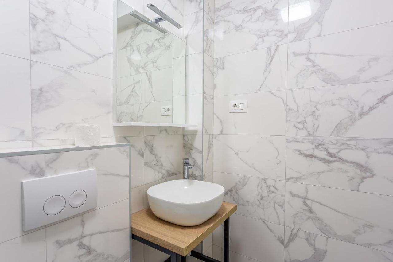 Secluded House - Guaranteed Privacy - Heated Pool Villa Klis Екстериор снимка