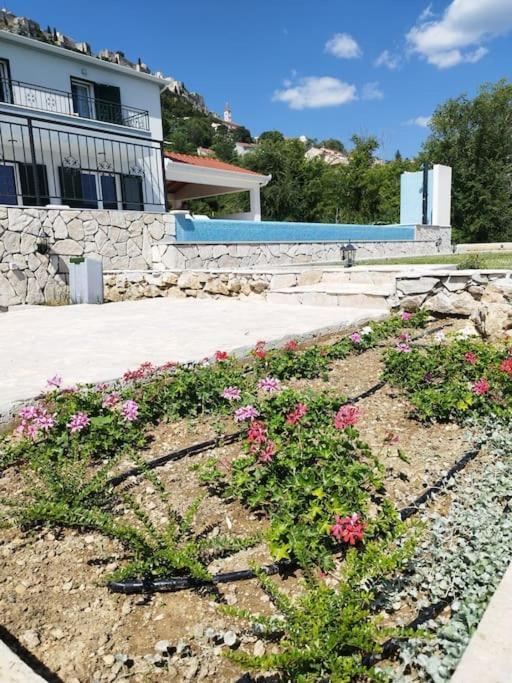 Secluded House - Guaranteed Privacy - Heated Pool Villa Klis Екстериор снимка